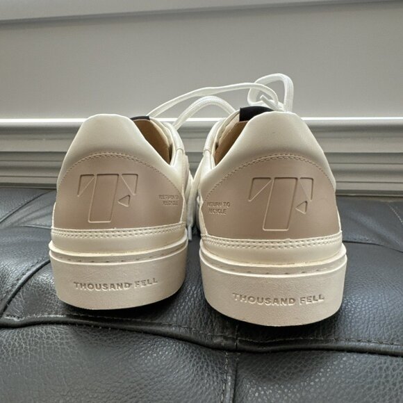 NWOT Thousand Fell Women’s White Laced Court Sneakers Size 7 - Picture 5 of 8